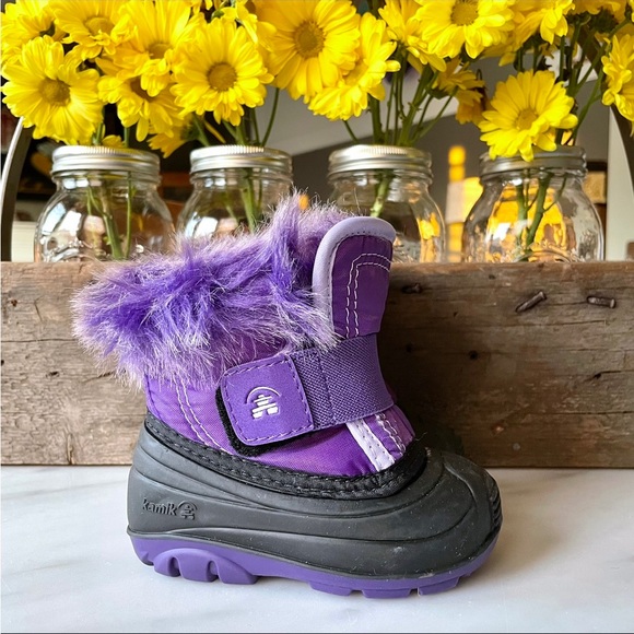 Kamik•NWOT•5•Waterproof•Insulated• Purple Fur Sugarplum Boots w/ Velcro Closure - Picture 2 of 16